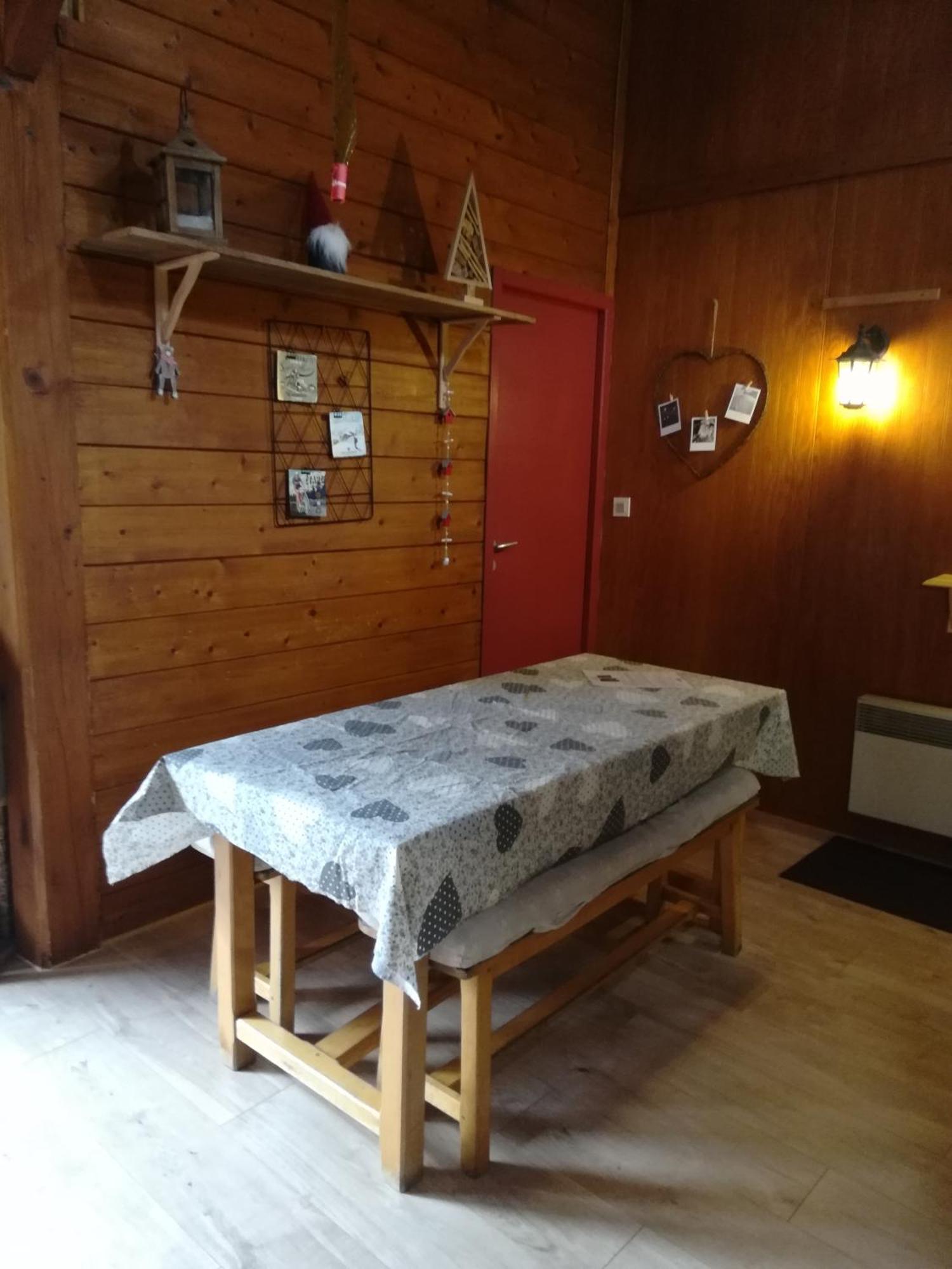 Les Chalets De La Foret D'Issaux Osse-en-Aspe Exterior photo